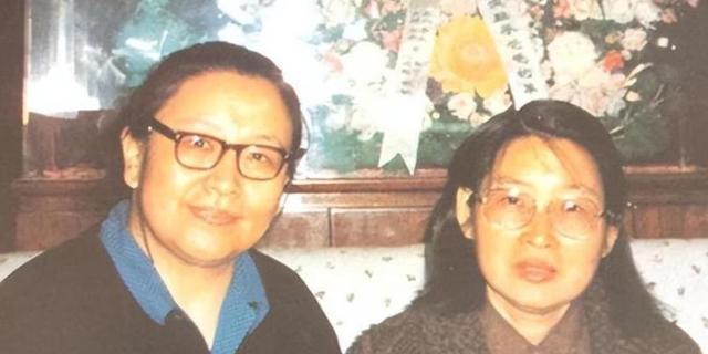 毛主席的女儿，李敏和李讷的一举一动都格外受到关注，说的最多的就是两个姐妹之间关系