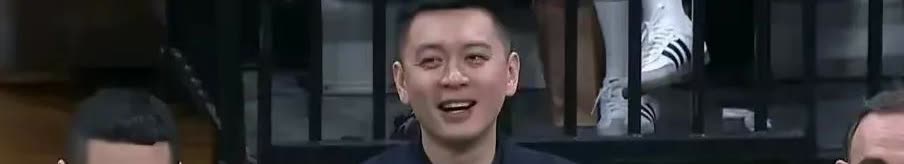 昨天晚上，我媳妇问我“辽宁队今年又引进什么外援了？”

我说“威尔斯，莫兰德