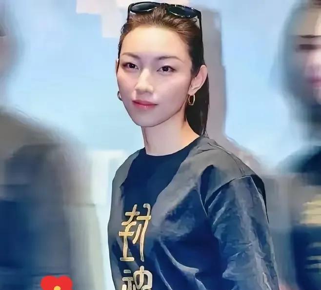 那尔那茜选校真相来了！
官方数据一曝光，全网惊了！
原来中戏和上戏差距藏在这些细
