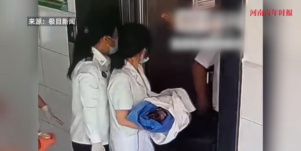 “太离谱了吧！”湖北，女子肚子不舒服，以为腹胀骑电动车去医院，不料竟当场生下5斤