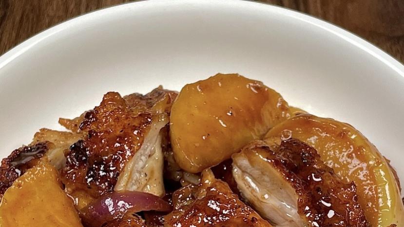 苹果炖鸡腿：当果香撞上肉香，这锅“甜咸CP”太下饭了！