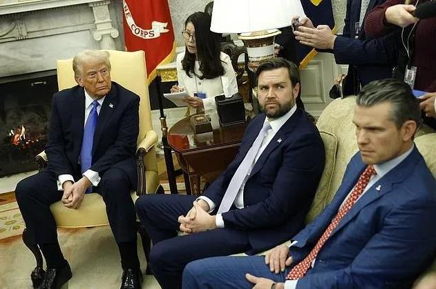 特朗普不认为万斯是他2028年的继任者。
川普在采访时称，“到目前为止副总统万斯
