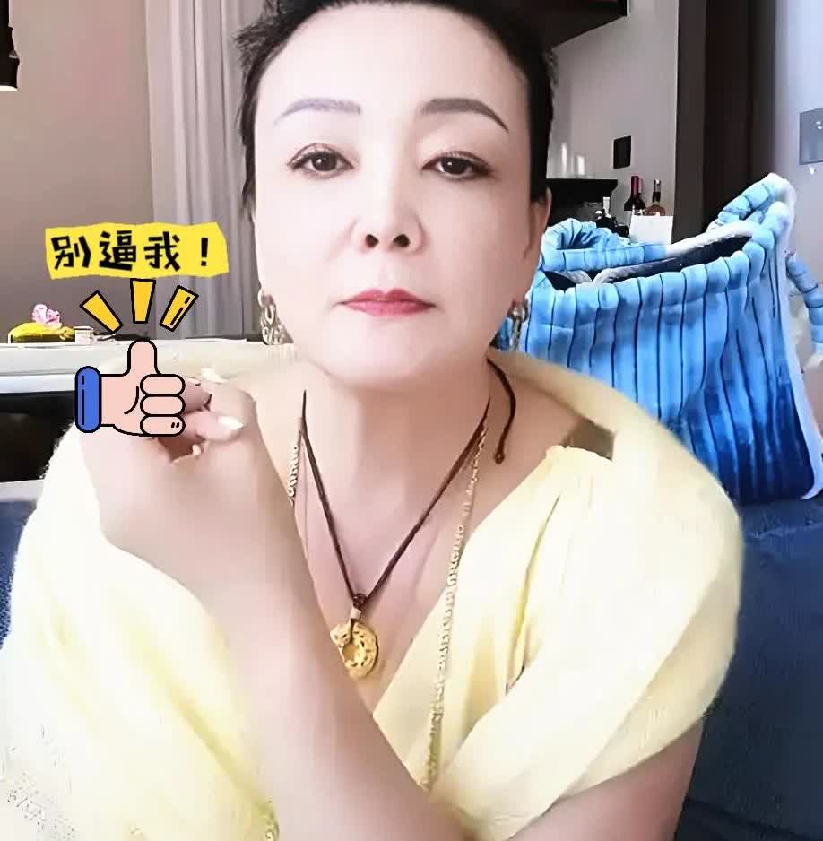 兰姐这回真急了

放话要查清珠宝去向

徐妈慌神了…

嚯，兰姐这回