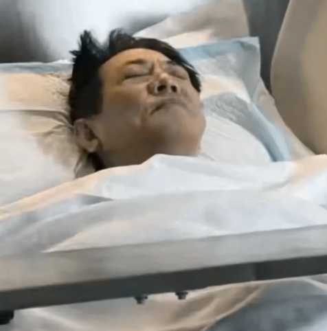 出来混终究是要还的，李连杰官方确认身体堪忧！

62李连杰，71岁成龙，73岁洪
