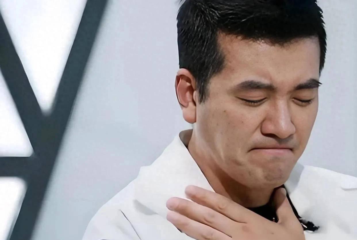对不起，我真的无法同情杨子
这种“纠缠不清”的男人，会让我感到害怕。
当初和黄圣