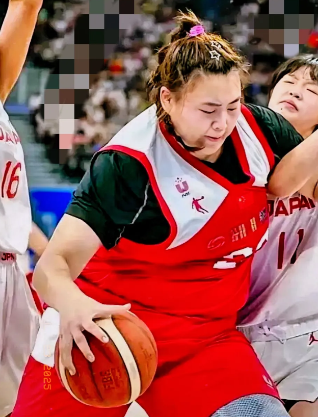 今天凌晨，德国世界大学生运动会上，中国女篮75-70险胜日本队，成功晋级4强，刘
