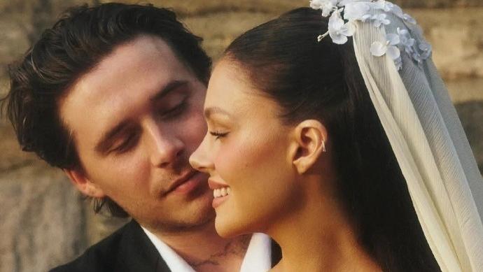 小贝长子炮轰母亲辣妹：婚礼当着500宾客抢走我和妻子首支舞 是最屈辱时刻！