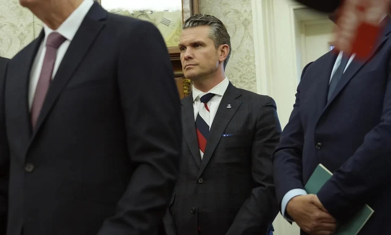 【最新消息：五角大楼高级顾问离职】
华盛顿时间2025年7月19日，五角大楼发言