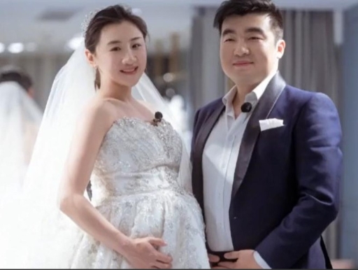 “退亲吧！”2019年，30岁的奥运冠军何雯娜怀孕5个月，与38岁身家过亿的离异