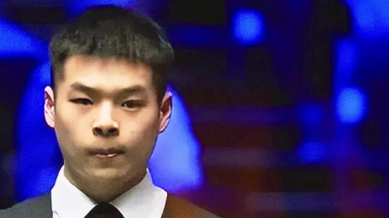 3-6惊天冷门！世界冠军被资格赛小将掀翻，中国黑马硬闯英锦赛8强