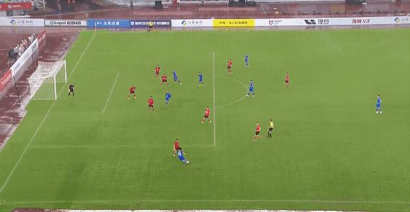 南京暂时3:0领先常州，董路老师不是之前说要去指导一下常州，起码让常州进个球吗？