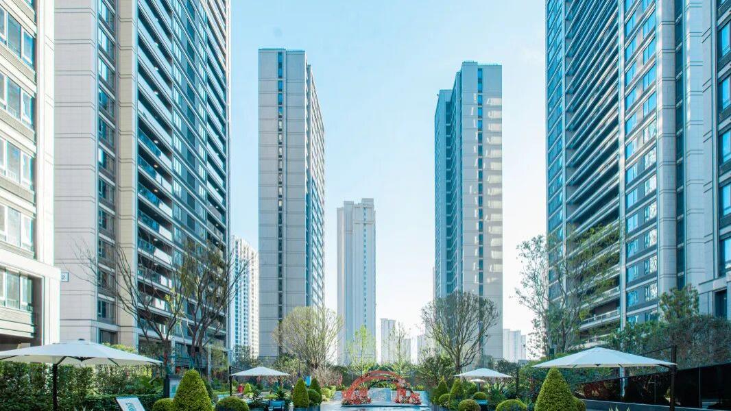 福州东区“塌”了？“豪宅”业主血亏300万抛售二手房！
