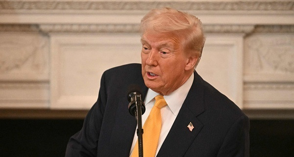 特朗普要废掉债务上限











美国经济面临巨大危机，一场史无前例的