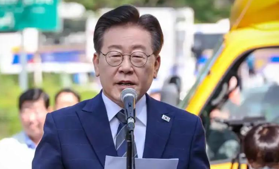 基于真相和正义？李在明二审改判无罪！当地时间3月26日，韩国首尔高等法院二审宣判