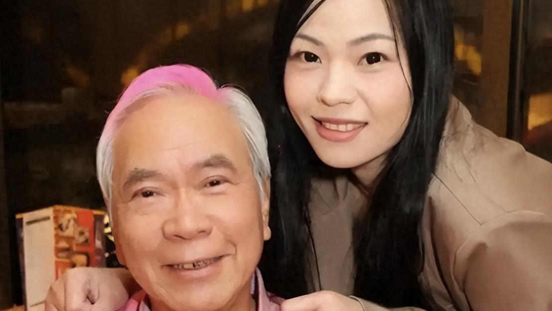 香港娱乐圈之中，爷孙恋从来都不缺少相关的话题