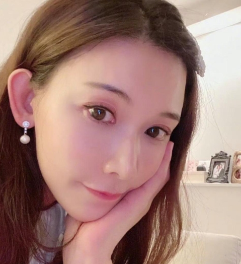 林志玲儿子侧颜曝光！时间真的过得好快。