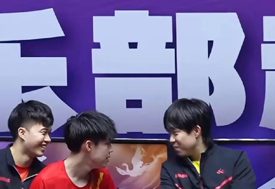 真是笑不活了
响彻全场的：周启豪，满电，
把头哥也逗了了，
小林也鲜活起来，
赢