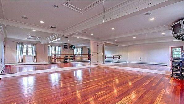 从采购到售后：CLV让你选对舞蹈地板不踩坑