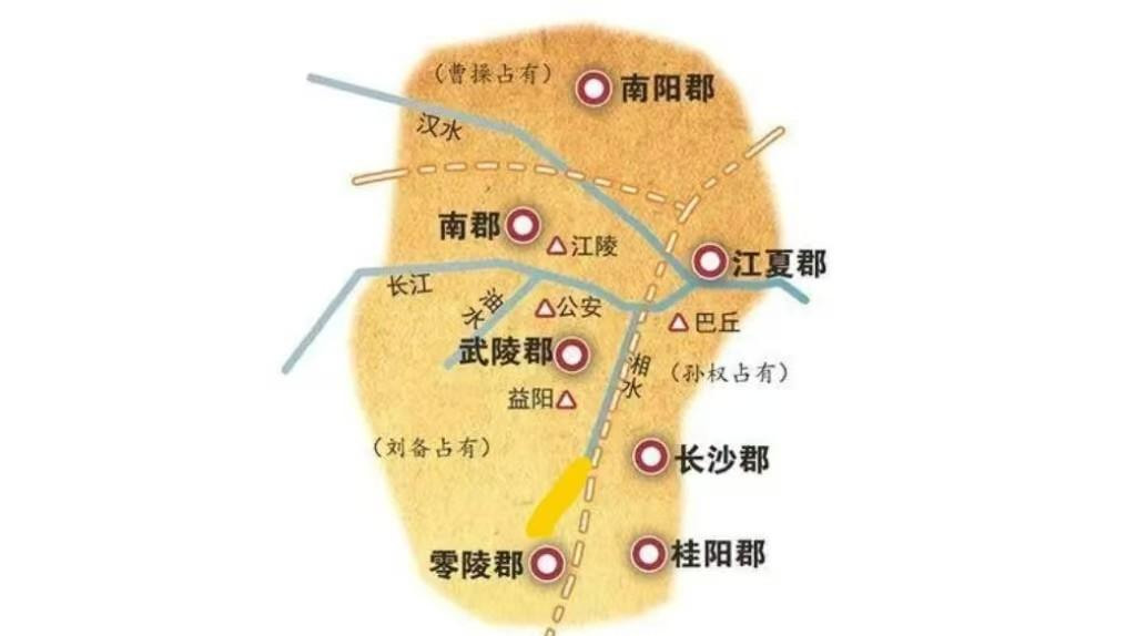 汉末荆州本是七郡，其中最重要的是南阳郡和南郡。关羽北伐就是想把曹魏占据的南阳郡给