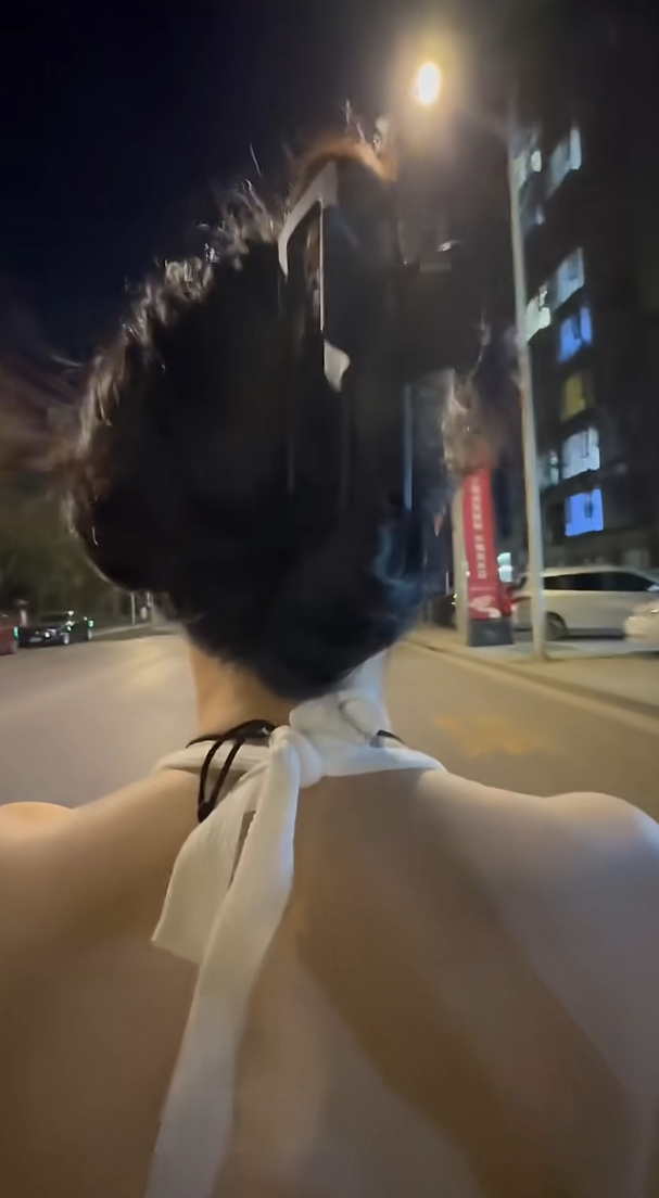 现在也是能坐上闺蜜的小电驴了