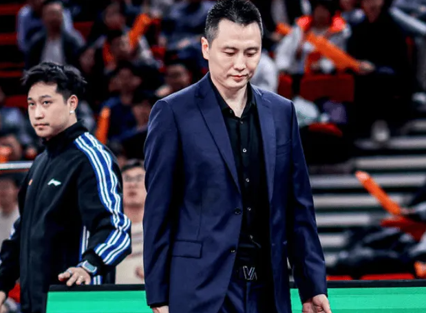 CBA常规赛，北京将客场挑战上海。
赛前，上海男篮主帅卢伟接受媒体采访，谈及今晚