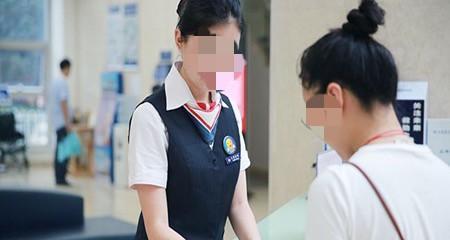 贵州贵阳，34岁女子到银行修改银行密码时，银行给女子开了一个个人养老账户。事后，