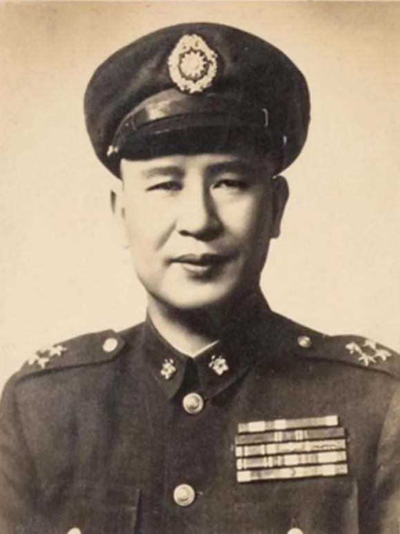 1930年，白崇禧的副官许辉看长官寂寞，把未婚妻王氏送来伺候白崇禧。没想到，王氏