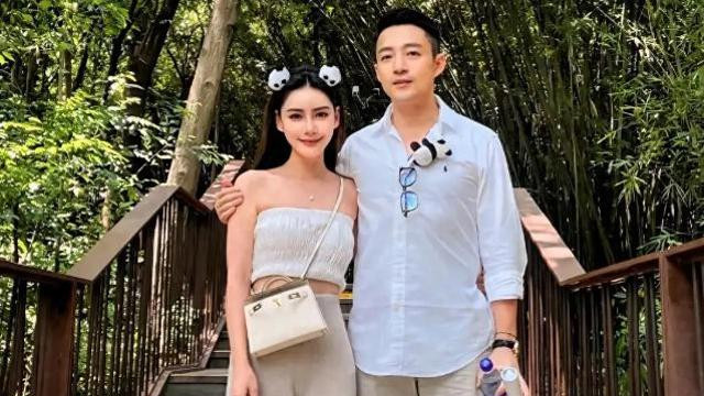 近日，汪小菲、马筱梅受邀参加高档酒会，到场的有大明星，各种商界名流，聚会的规模不容小觑