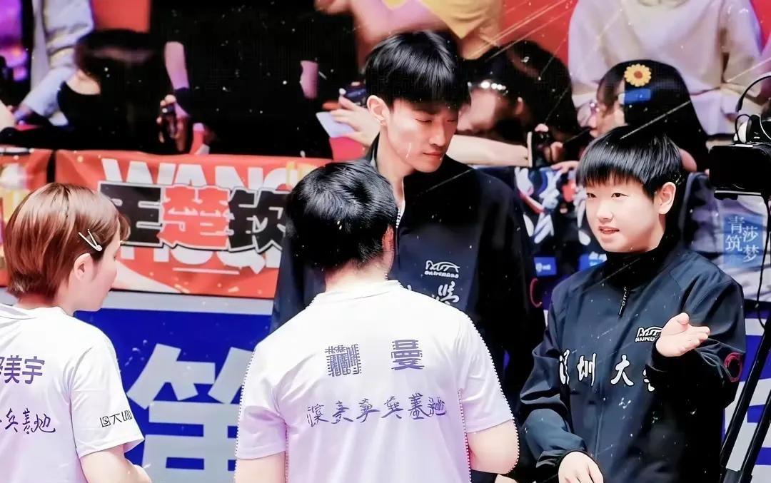 都在成长也都在变，莎莎也不那么激进了也会调节自己了，乒超联赛第一阶段在她的家乡河