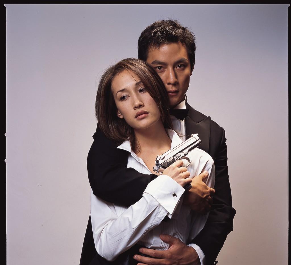 其中，最为人注目的是在2002年《赤裸特工》饰演杀手的她有着大胆的演出，更奠定了