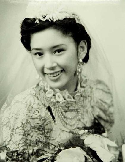 1966年，75岁的李宗仁迎娶了26岁的胡友松，大婚当晚，当李宗仁满心欢喜地走进