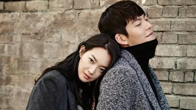 结束10年爱情长跑，金宇彬申敏儿官宣结婚，演绎真实版患难见真情