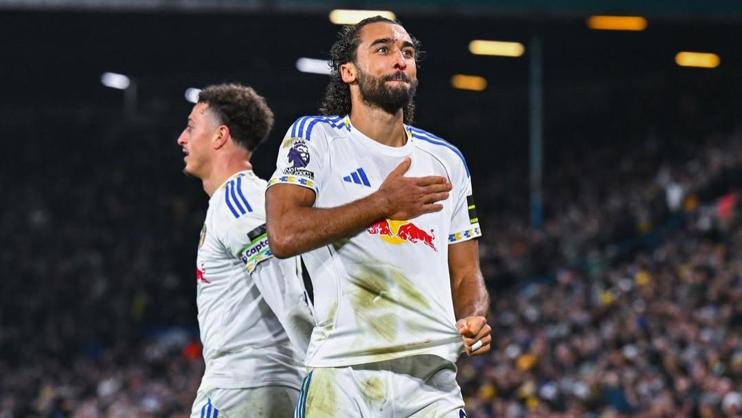 英超第17轮最佳阵容：罗杰斯梅开二度，利兹联将帅双双入选！