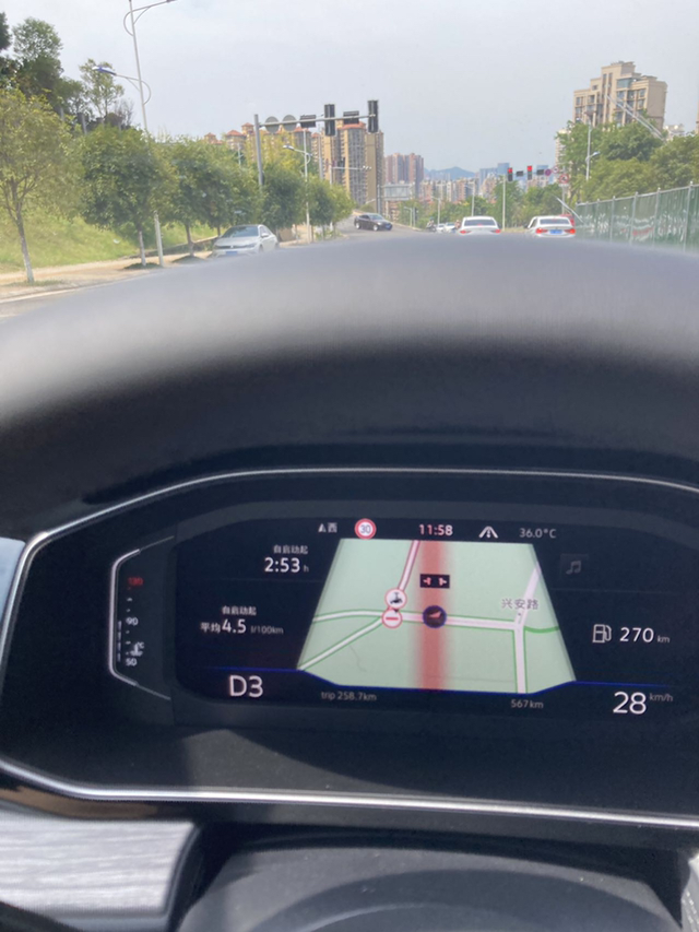 第一次带速腾上高速最低油耗4.3
全程220多公里，高速190多公里，去程最低4