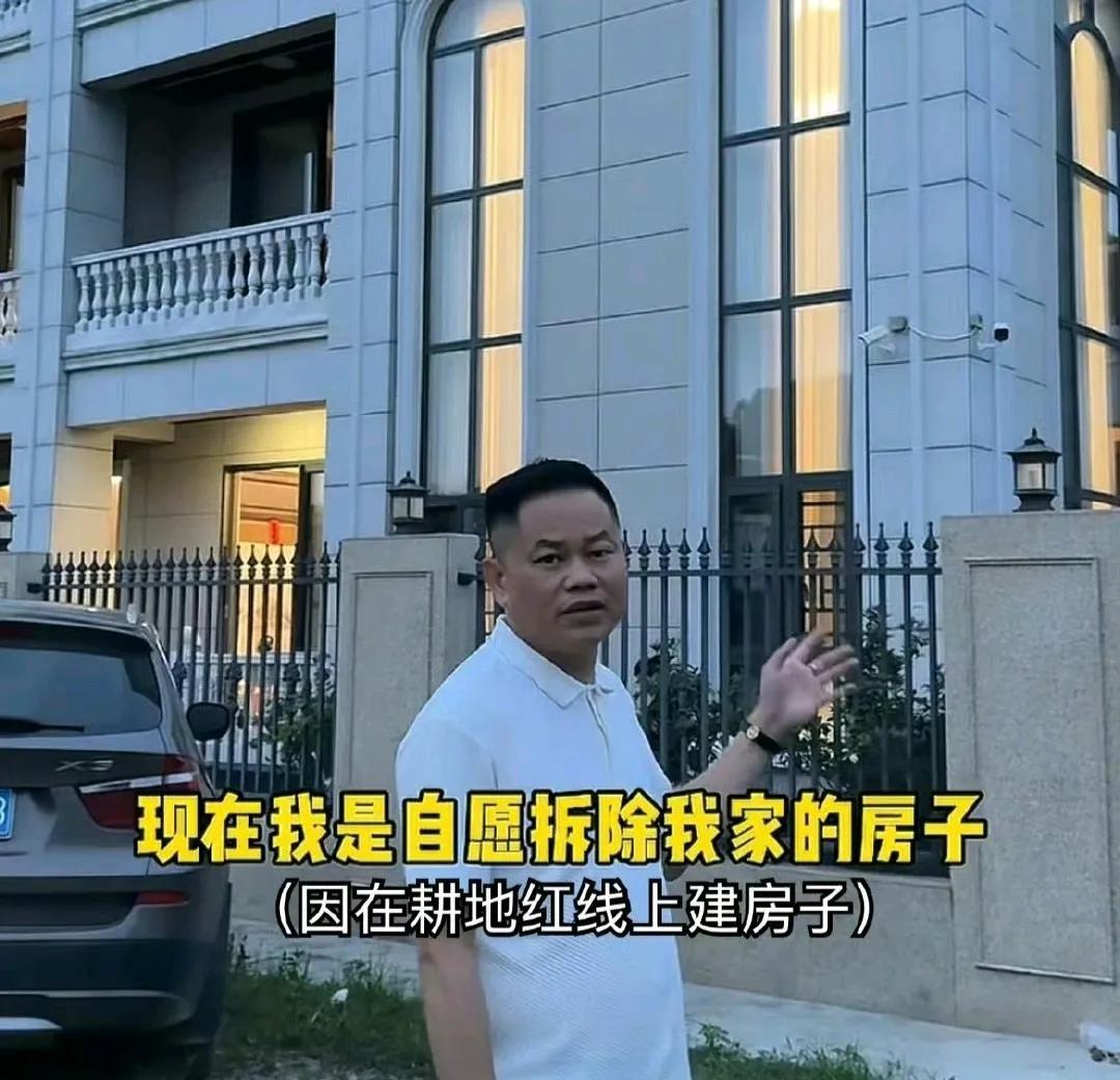 很多网红，通过见网络上赚了钱，就开始始飘了，觉得自己很厉害，千万不要。你看又一个