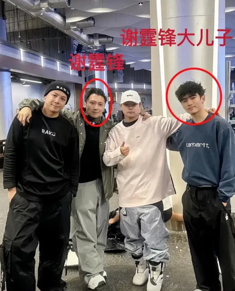 明明谢霆锋和张柏芝生了2个儿子，但是谢霆锋为什么只带大儿子去迪拜旅游？

我一开