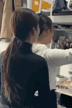 我也想要这样的室友，谁能发一个[捂脸][捂脸]