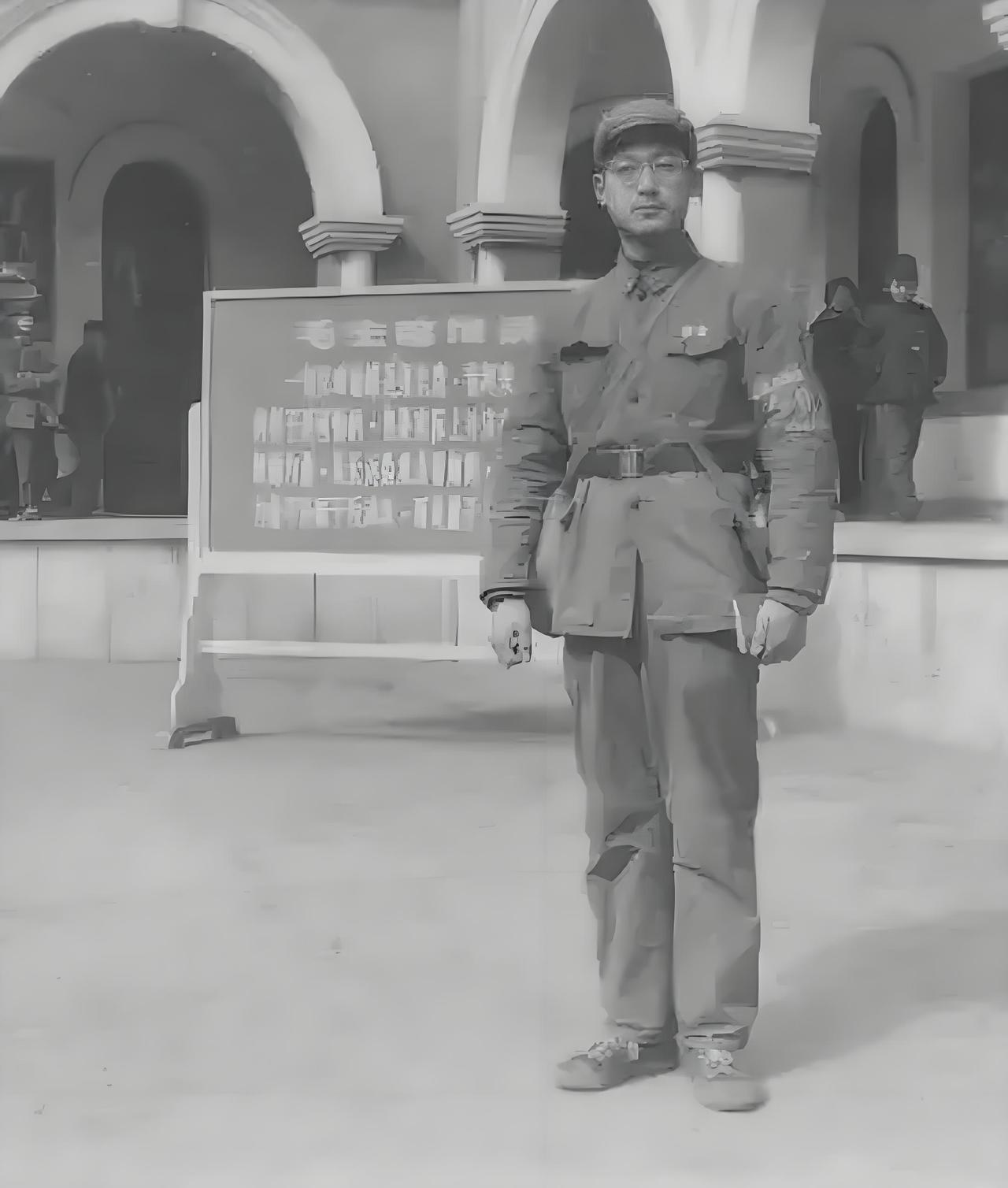 1983年，河南公安接到群众举报，准备抓捕犯下流氓罪的陈东平，然而陈东平的特殊身