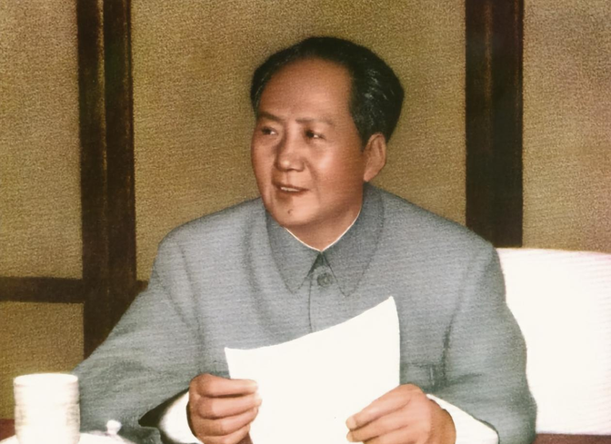 毛主席其实不希望蒋介石在台湾问题还没解决就死去，他希望在他们这些老人在世时就处理