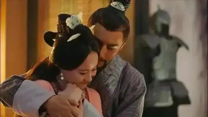 公元247年，司马懿59岁的夫人病逝，3个儿子嚎啕大哭，而司马懿却坐着一动不动，