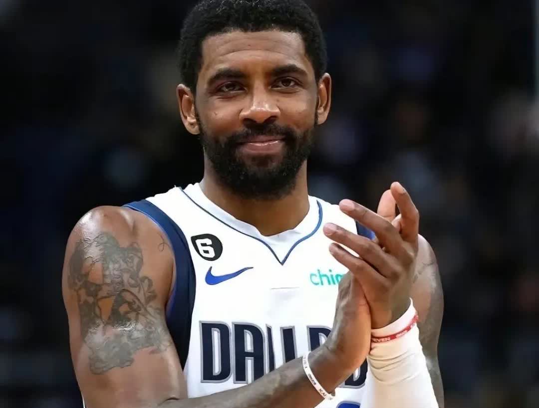 杜兰特原本想加盟独行侠？

NBA内幕人士布兰登•罗宾逊报道，上赛季杜兰特无