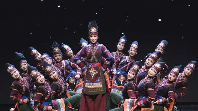 北京一零一中矿大分校舞蹈团荣获北京市和海淀区艺术节双奖