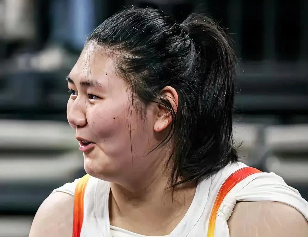 明眼人都看得出来，
中国女篮有个很大的问题，
改不了，我们极有可能
无法在