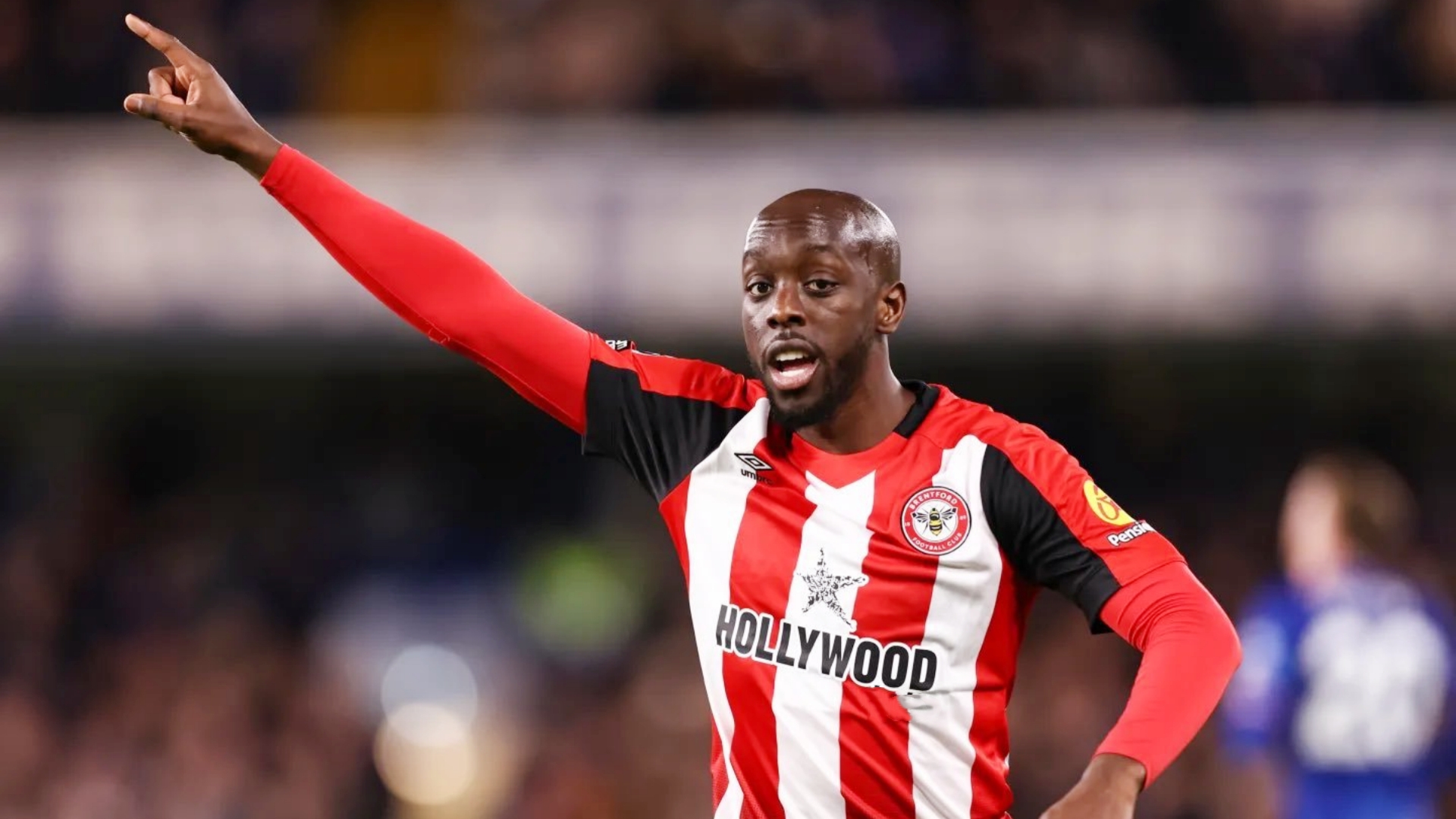 纽卡准备为布伦特福德前锋维萨送上新的报价，而球员本人首选能参加欧冠的俱乐部。
小