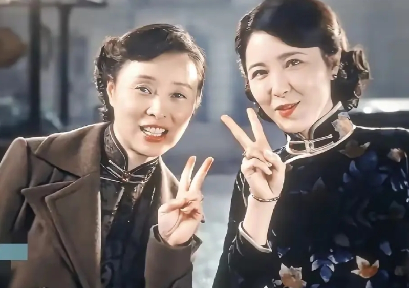 发现没？《沉默的荣耀》里，吴越比曾黎更受欢迎。不是因为演技好，也不是因为漂亮，而