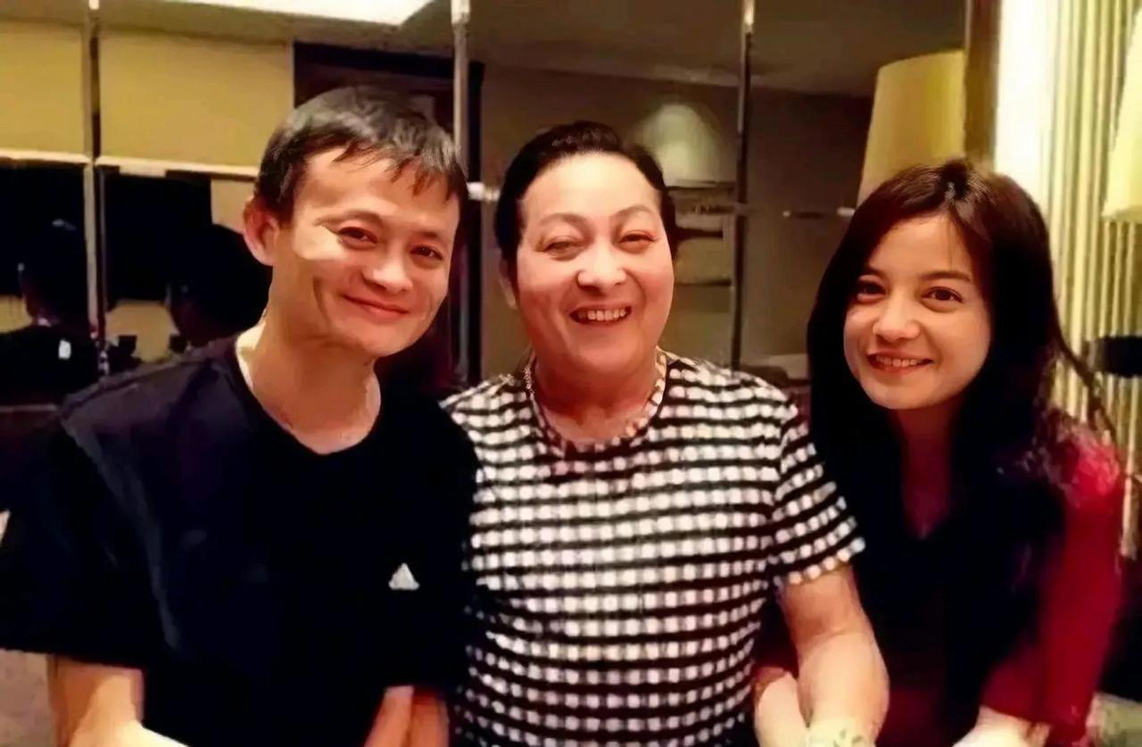 名人的认知与他们拥有的地位和财富成正比吗？
       释永信被抓了，至于他个