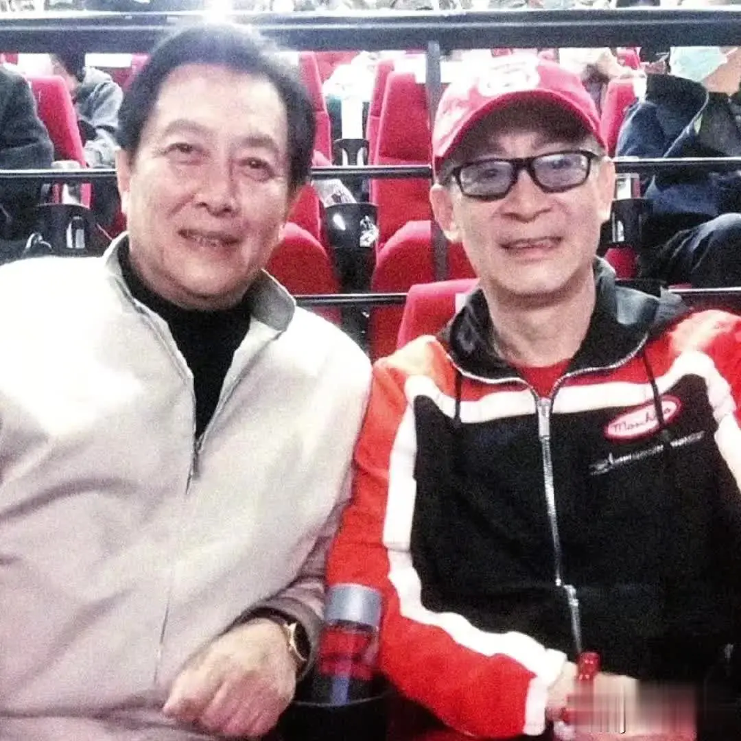 左右两边，内地的知名度哪边更高？