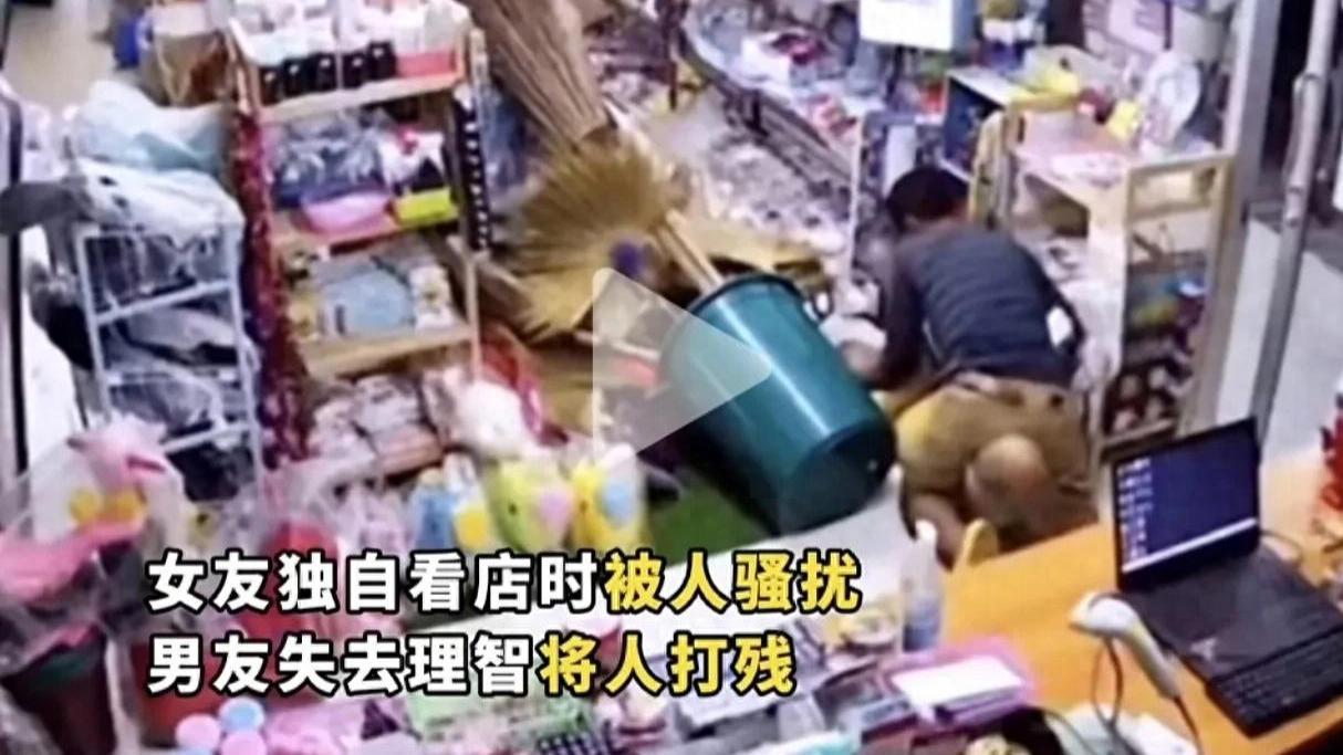 双向奔赴！男子为救女友将人打残被判刑十年，女友坚持十年不嫁等他出狱