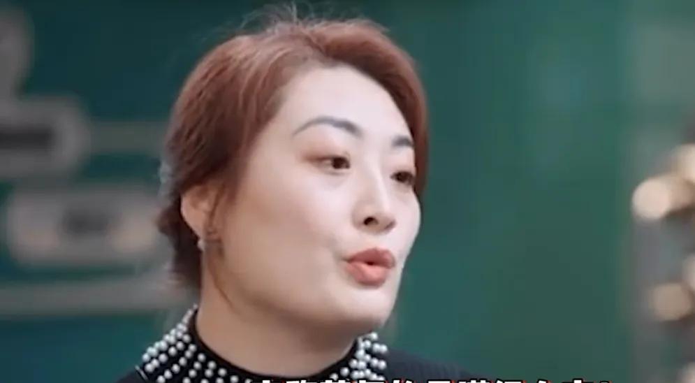 宗馥莉专访霸气开怼！女总裁教科书级回应看呆网友：这情商绝了！
娃哈哈
