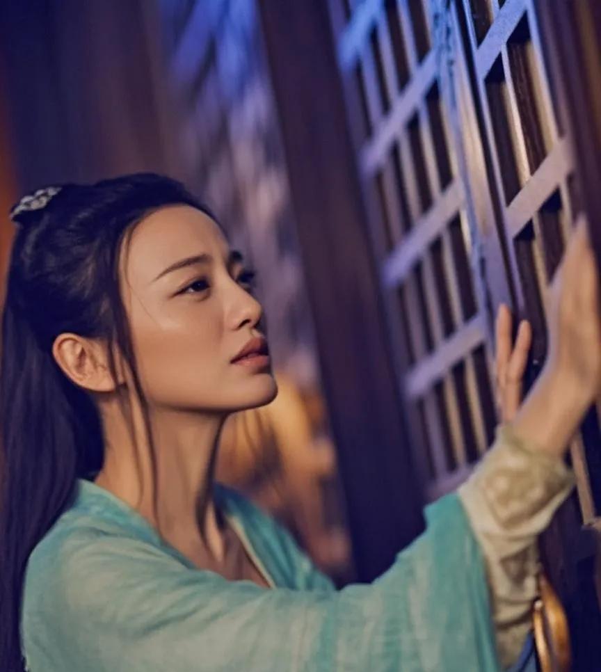 公元626年，李世民发动玄武门之变，除掉亲兄弟当上皇帝后，马上把李元吉的妻子杨氏